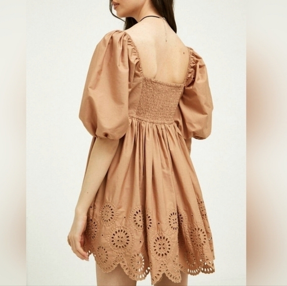 Amber & Fitch Puff Sleeve Babydoll Neutral Princess Dress - Picture 3 of 9